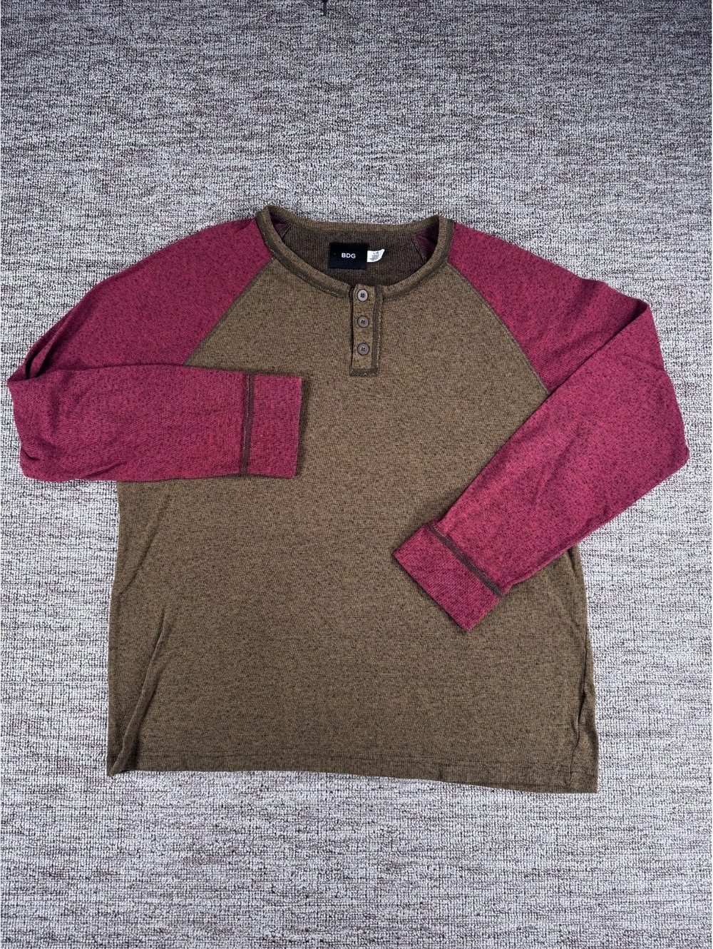 BDG Casual Comfort Henley Pullover Long Sleeve Grunge Textured Shirt Size Large